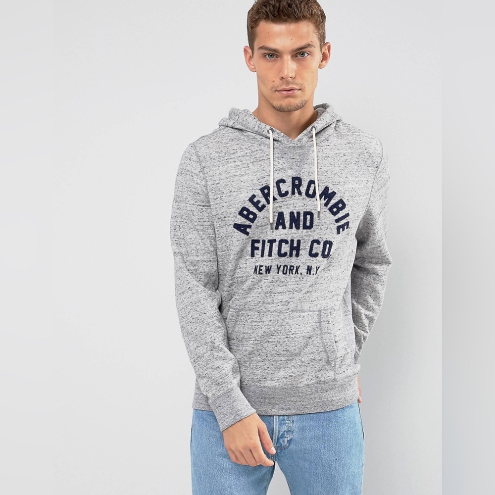 EUC Abercrombie & Fitch Men’s Logo Hoodie in Heather Gray